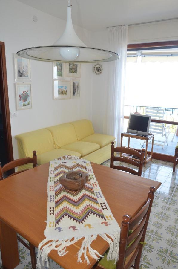 Ferienwohnung Rocce Di Capo Mimosa - Cervo Exterior foto